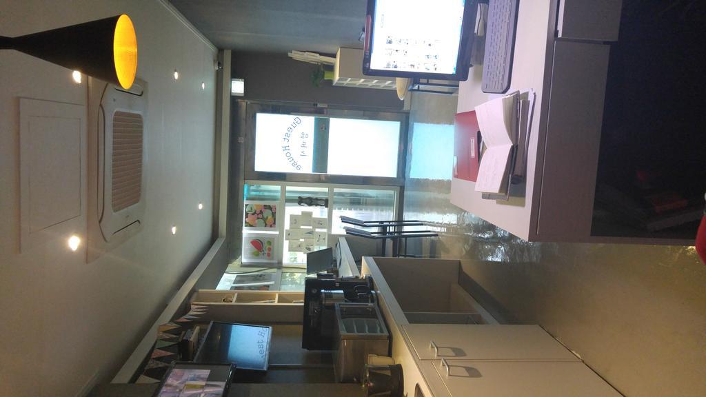 Embassy Guesthouse Itaewon Seoul Ngoại thất bức ảnh