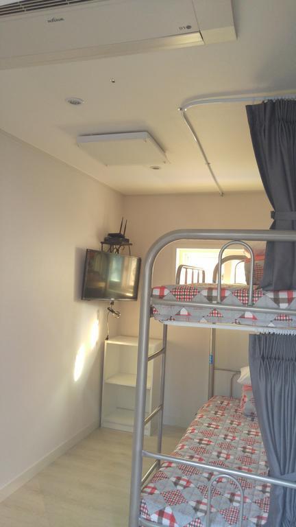 Embassy Guesthouse Itaewon Seoul Phòng bức ảnh
